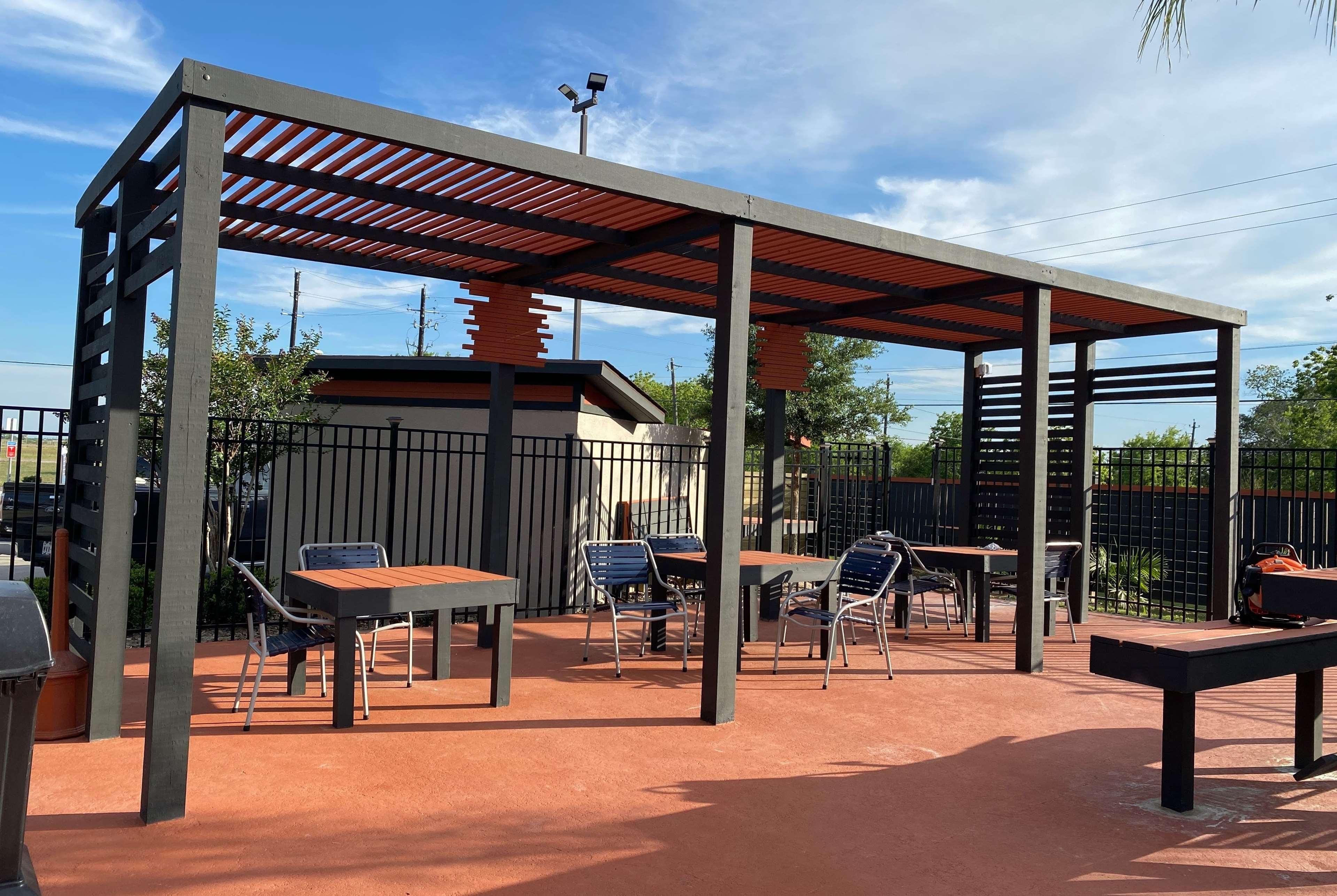 La Quinta By Wyndham Victoria - South Hotel Luaran gambar